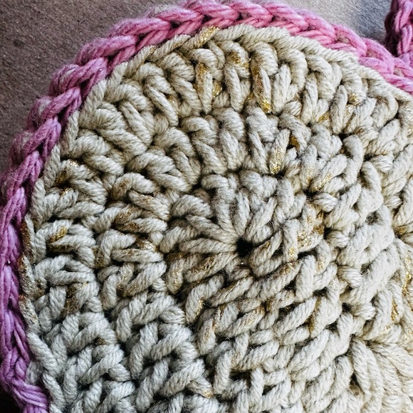 Mini Crocheted Heart Potholders, Kitchen Decor - Picture 6 of 8